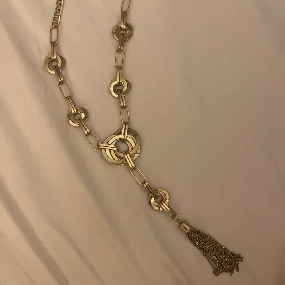 Long gold necklace - Picture 1 of 2